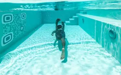 QRcodeLab qr generator and image editor - 3D qr image on swimming pool wall